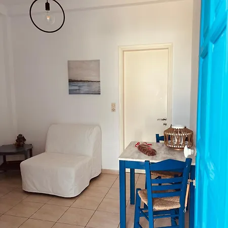 Апартаменты Iosub & - Cosy Seaside House In Koumbara Tzamaria