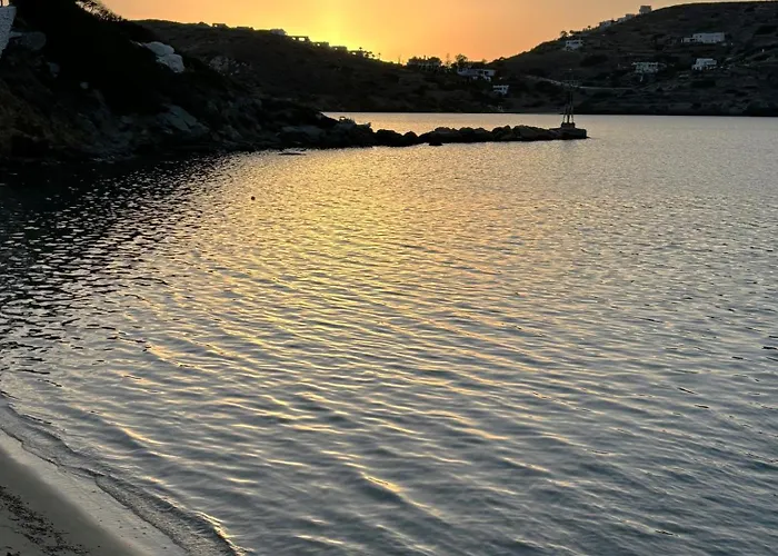 Iosub & - Cosy Seaside House In Koumbara Appartement Tzamaria